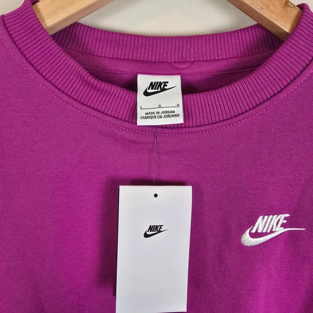 Nike nwt sportswear